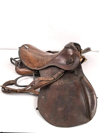 Armeesattel Wehrmacht, Größe 4, datiert 1943, guter Gesamtzustand, ungereinigtes Stück