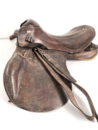 Armeesattel Wehrmacht, undeutlicher Stempel, guter Gesamtzustand, ungereinigtes Stück