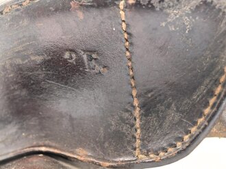 Kaiserreich und 1. Weltkrieg,  Armee Sattel in gutem Gesamtzustand, Kammerstück Dragoner Regiment 1, datiert 1988,  ungereinigtes Stück