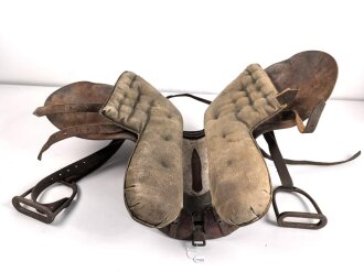 Armeesattel vermutlich Kaiserreich, Größe 2, guter Gesamtzustand, ungereinigtes Stück