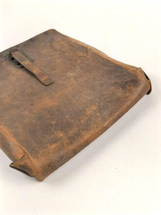 Kartentasche braunes Leder, Alter und Herkunft unbekannt, maße  22 x 25cm