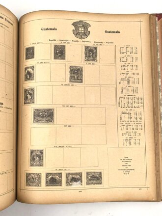 Zwei gewaltige Briefmarkenalben , Deutsches Reich und International. Fundgrube aus Sammlungsauflösung.