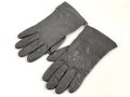 Bundeswehr, Paar Lederhandschuhe Grösse 9, wohl ungetragenes Paar mit zwei kleinen Farbflecken