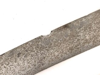 Blankwaffe im orientalischen Stil. Gesamtlänge 93cm, Alter und Herkunft unbekannt