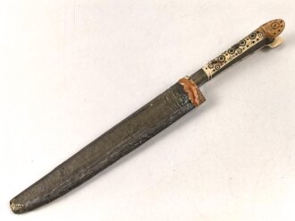 Blankwaffe im orientalischen Stil. Gesamtlänge 34cm,...