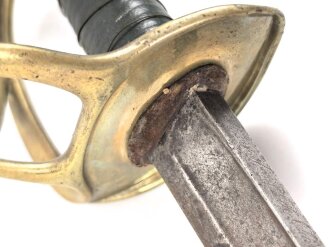 Frankreich, Kavalleriesäbel Modell 1822 für Mannschaften, ohne Scheide, datiert 1881.