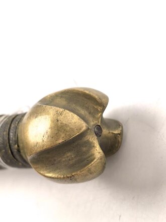 Blankwaffe. Gesamtlänge 48cm, Alter und Herkunft unbekannt