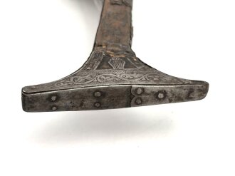 Steinschloss Muskete , Eisenbeschlagen, reich verziert, vermutlich Balkan. Gesamtlänge etwa 140cm. Alter und Herkunft unbekannt. KEINE PAYPAL ZAHLUNG FÜR DIESEN ARTIKEL