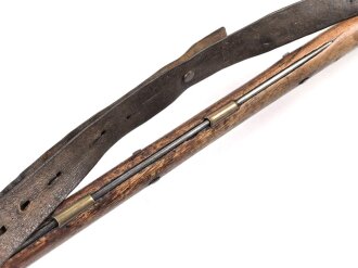 Perkussionsgewehr ohne jegliche Markierungen, Gesamtlänge 138cm.  Alter und Herkunft unbekannt. KEINE PAYPAL ZAHLUNG FÜR DIESEN ARTIKEL