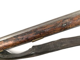 Perkussionsgewehr ohne jegliche Markierungen, Gesamtlänge 138cm.  Alter und Herkunft unbekannt. KEINE PAYPAL ZAHLUNG FÜR DIESEN ARTIKEL