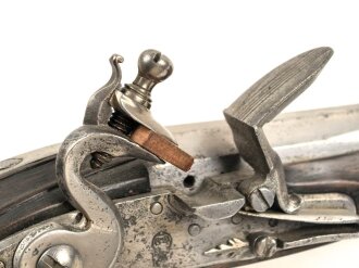 Steinschlosspistole, Gesamtlänge etwa 33cm, Alter und Herkunft unbekannt KEINE PAYPAL ZAHLUNG FÜR DIESEN ARTIKEL.