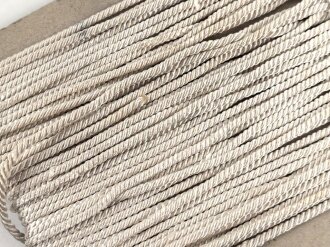 Kragenkordel Durchmesser 3mm. die Seele leuchtet schwach unter UV Licht. Deutlich mehr als 10 Meter insgesamt