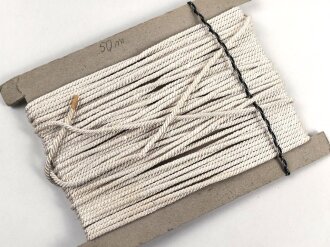 Kragenkordel Durchmesser 3mm. die Seele leuchtet schwach unter UV Licht. Deutlich mehr als 10 Meter insgesamt