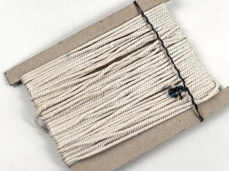 Kragenkordel Durchmesser 3mm. die Seele leuchtet schwach unter UV Licht. Deutlich mehr als 10 Meter insgesamt