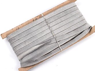 Luftwaffe, silberne Litze für Unteroffiziere, matte Ausführung . Breite 10mm, sie erhalten je 100cm von der Rolle abgeschnitten.