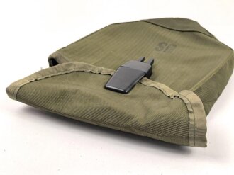 U.S. Army, 1970 dated Carrier Intrenching tool, good condition