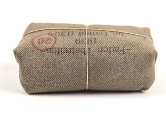 Verbandpäckchen Wehrmacht für den Verbandkasten und die Verbandspäckchentasche der Feldbluse. Kleines Modell datiert 1939