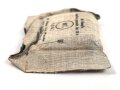 Verbandpäckchen kleines Modell datiert 1942 , gehört so unser anderem in Verbandkästen der Wehrmacht und des Luftschutz