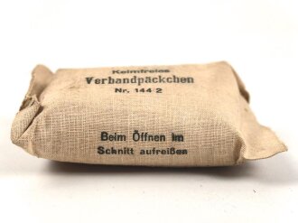 Keimfreies Verbandpäckchen Nr. 1442 " H.Burdewick, Karlsruhe, Sanitätsausrüstungen"