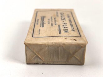 U.S. Army, 1942 dated "Gauze - Plain" by Johnson & Johnson
