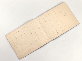 "Meteor" 72 Stück Presspappeknöpfe 15mm auf Papptafel, mittig geknickt