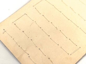 "Meteor" 72 Stück Presspappeknöpfe 15mm auf Papptafel, mittig geknickt