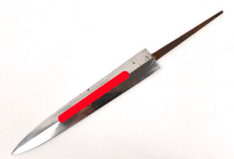 Klinge für einen SA Dienstdolch, Hersteller Aesculap Tuttlingen. Vermutlich ausgeschliffene Widmung