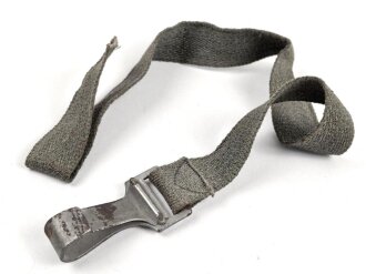 Aufnahme für ein Säbelgehänge , gehört so in die Feldbluse für Offiziere der Wehrmacht