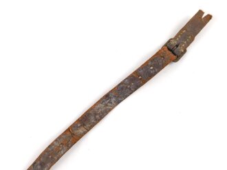 Stahlhelm Kinnriemen Wehrmacht, defekt