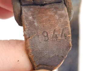 Stahlhelm Kinnriemen Wehrmacht, defekt