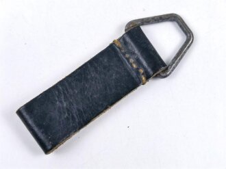 Aufschiebeschlaufe Wehrmacht . Wurde benutzt um z.B. die...