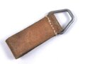 Aufschiebeschlaufe Wehrmacht, datiert 1938 . Wurde benutzt um z.B. die Feldflasche ans Koppel zu hängen