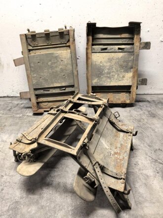 Reichswehr und frühe Wehrmacht, Tragsattel mit zwei anhängenden Kraxen für Gebirgstruppen. Originallack, grob gereinigt