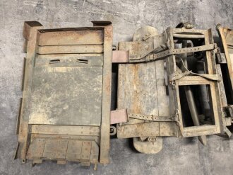 Reichswehr und frühe Wehrmacht, Tragsattel mit zwei anhängenden Kraxen für Gebirgstruppen. Originallack, grob gereinigt