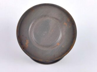 Tier Entgiftungsbüchse 42 der Wehrmacht. Grob gereinigter Speicherfund, datiert 1944