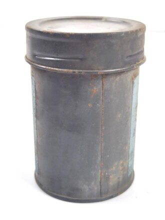 Tier Entgiftungsbüchse 42 der Wehrmacht. Grob gereinigter Speicherfund, datiert 1944