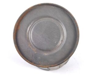 Tier Entgiftungsbüchse 42 der Wehrmacht. Grob gereinigter Speicherfund, Deckel fehlt