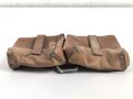 Magazintasche Wehrmacht für 2 Magazine K43 / G43. Hersteller ros 1944. Ungereinigt, etwas aus der Form geraten.