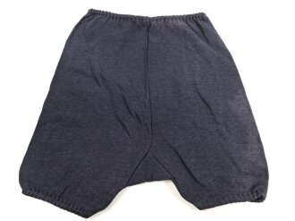 Dunkelblaue, kurze Hose zum Sportanzug der Hitlerjugend. Ungereinigtes Stück