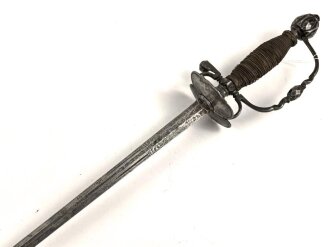 Antiker Degen, wohl um 1700, Eisen, Gesamtlänge 90cm, genaues Alter und Herkunft unbekannt