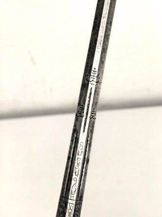 Antiker Degen, wohl um 1700, Eisen, Gesamtlänge 90cm, genaues Alter und Herkunft unbekannt