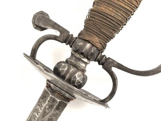 Antiker Degen, wohl um 1700, Eisen, Gesamtlänge 90cm, genaues Alter und Herkunft unbekannt