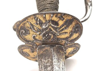 Antiker Degen, wohl um 1700, Eisen, Gesamtlänge etwa 97cm, genaues Alter und Herkunft unbekannt