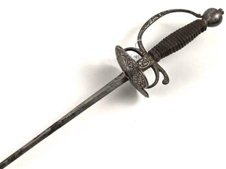 Antiker Degen, wohl um 1700, Eisen, Gesamtlänge etwa 96cm, genaues Alter und Herkunft unbekannt