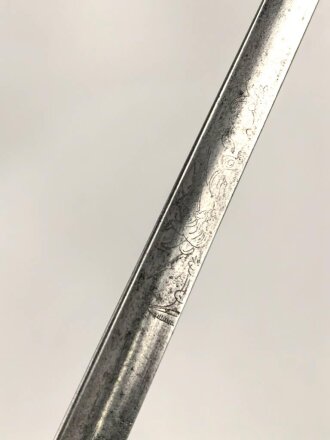 Antiker Degen, wohl um 1700, Eisen, Gesamtlänge etwa 96cm, genaues Alter und Herkunft unbekannt
