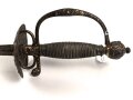Antiker Degen, wohl um 1700, Eisen, Gesamtlänge etwa 90cm, genaues Alter und Herkunft unbekannt