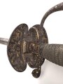 Antiker Degen, wohl um 1700, Eisen, Gesamtlänge etwa 90cm, genaues Alter und Herkunft unbekannt