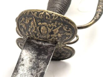 Antiker Degen, wohl um 1700, Eisen, Gesamtlänge etwa 99cm, genaues Alter und Herkunft unbekannt