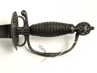 Antiker Degen, wohl um 1700, Eisen, Gesamtlänge etwa 97cm, genaues Alter und Herkunft unbekannt