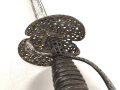 Antiker Degen, wohl um 1700, Eisen, Gesamtlänge etwa 97cm, genaues Alter und Herkunft unbekannt
